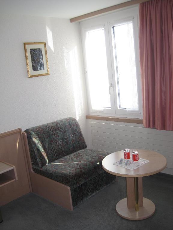 Hotel Des Alpes Realp Zimmer foto